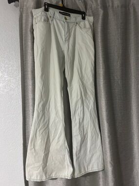 Express Wide Leg Jeans in Off-White